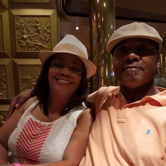 Meet your Posher, Tina - Picture 1 of 1